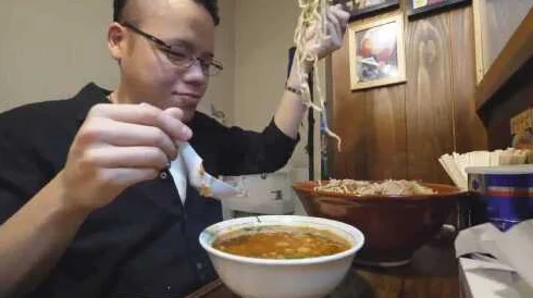 餌食牝播放：震撼上线，超高人气引发网友热议，背后故事令人瞩目！