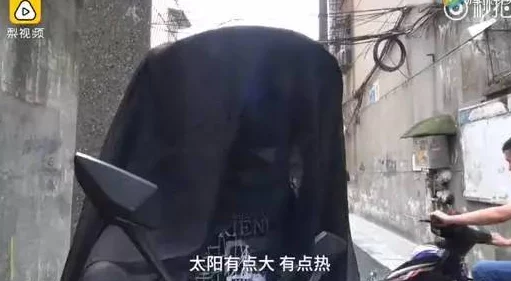 晓可耐勾引小哥，背后隐藏的秘密让人震惊，网友热议纷纷！