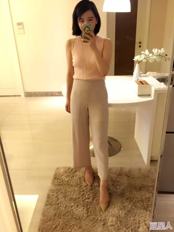 美妇娇吟迎合享受舒服视频网友认为该视频展现了女性的柔美与sensuality，令人感受到一种独特的视觉和听觉享受