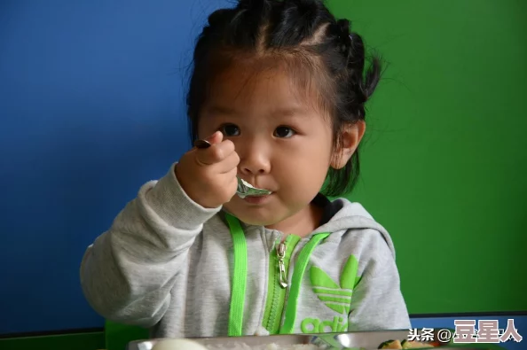 久久久综合视频最新研究表明长时间观看此类视频可能影响睡眠质量