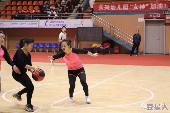 今日老师双开旗跑恩施NBA赛事火热进行中，多位球星上演精彩表现