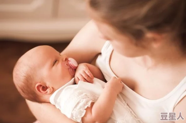 被cao的奶水直喷哺乳期女性的泌乳反应与激素水平变化和婴儿吸吮刺激密切相关